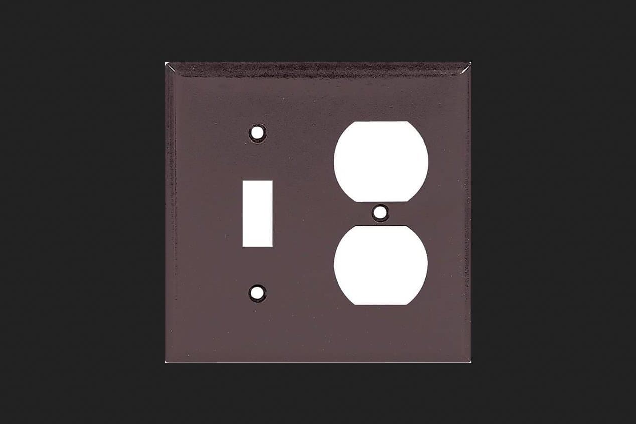 Cooper Wiring 2138b-box"combi 2-gang Toggle&duplex Receptacle" Thermoset Wallplate