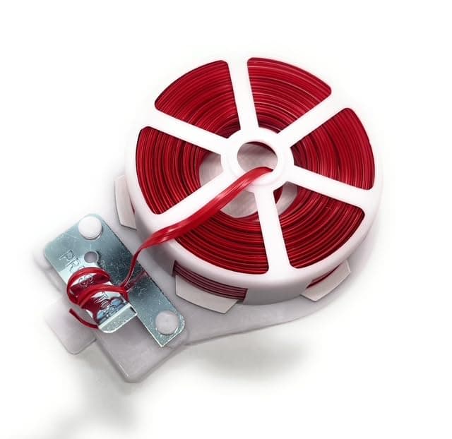 Weststone 1pcs 65ft (20m) Red Plastic Twist Tie Roll with Cutter - Flat