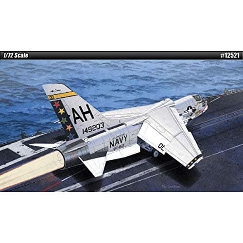 1/72 F8E VF162 The Hunters USN Fighter