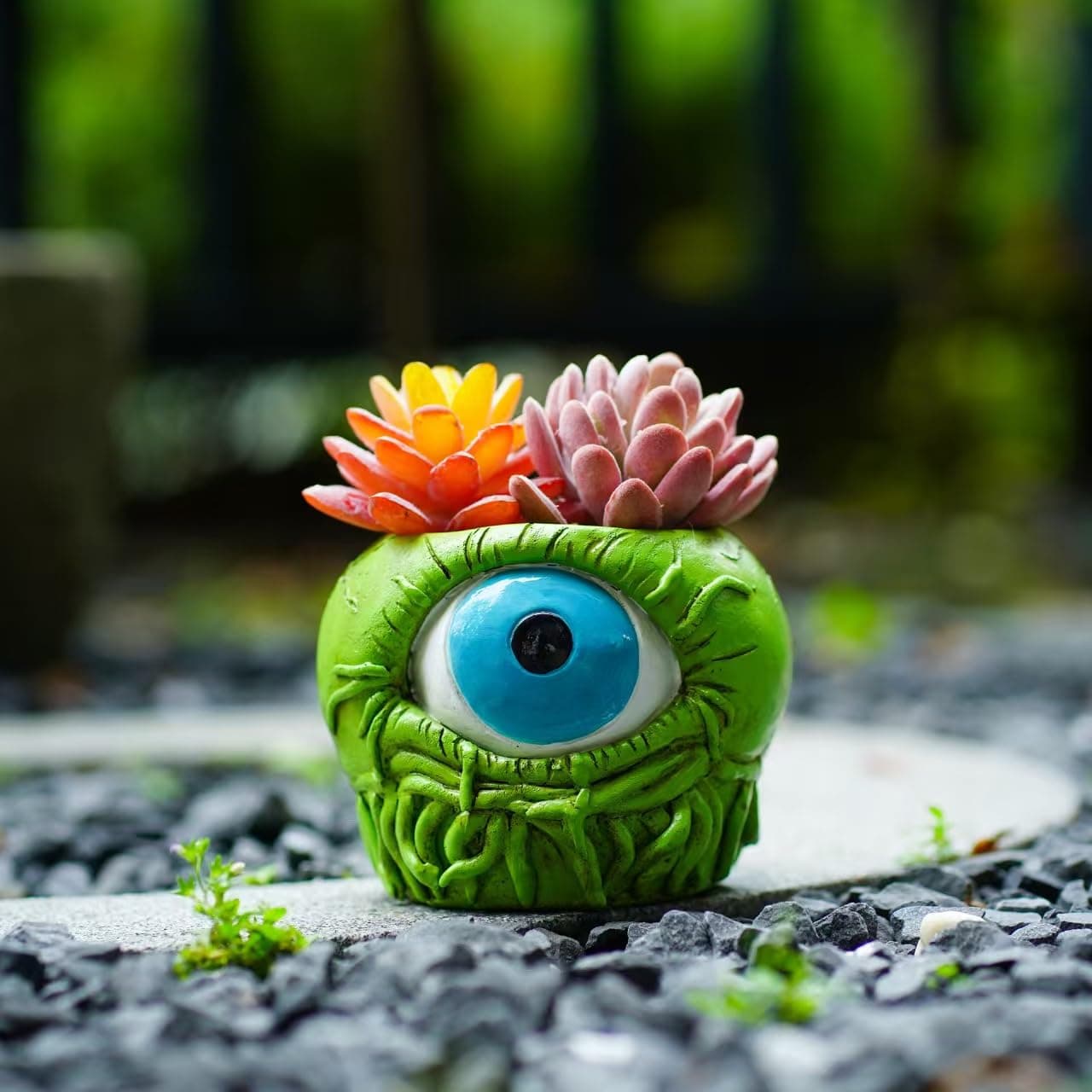 Halloween Monster Eyeball Succulent Resin Planters, Decorative Mini Plant Pots, There are 3 Colors to Choose from，White Red Green (Green)