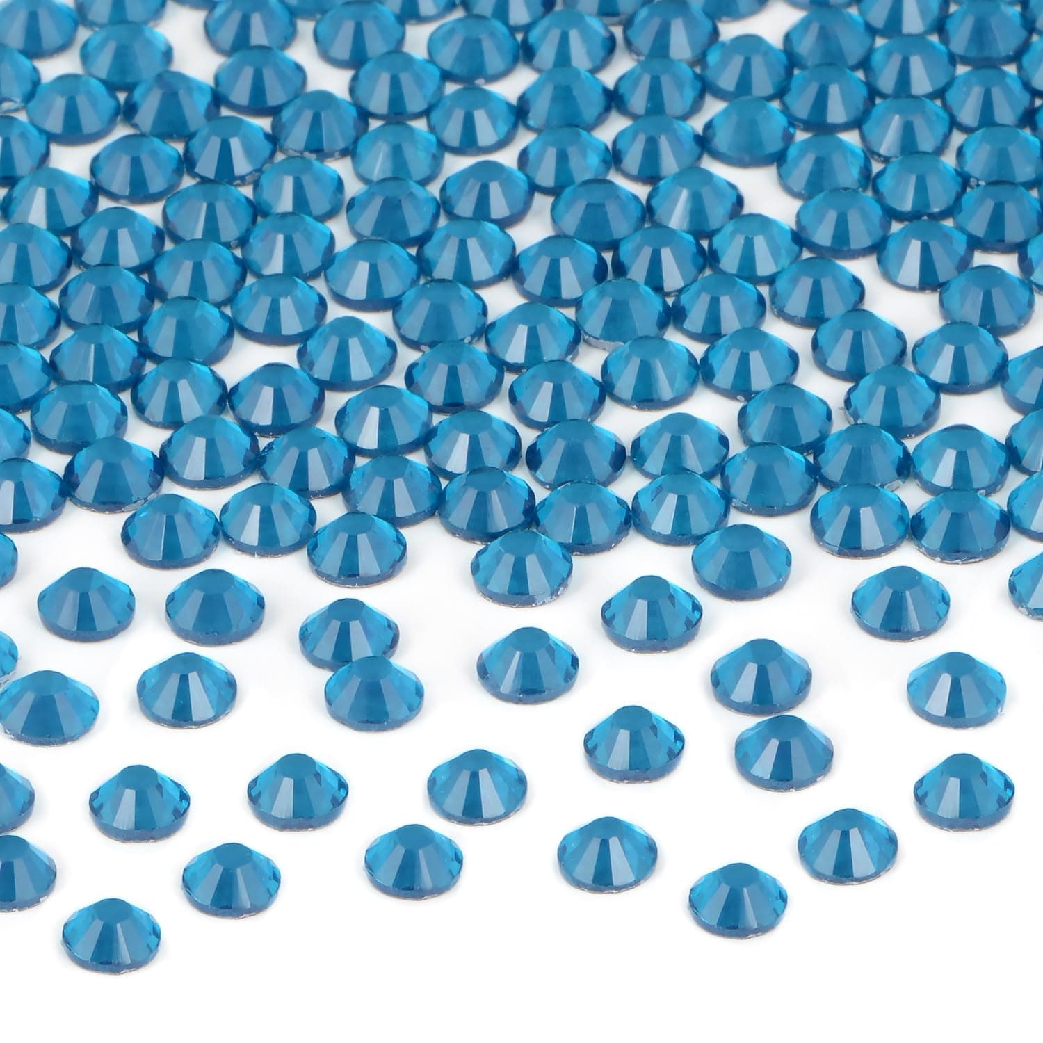 2880 Pieces SS6 Blue Zircon Hotfix Rhinestones Flatback Round Crystal Glass Rhinestones Gems for Crafts Nail Face Art Clothes Shoes Bags DIY
