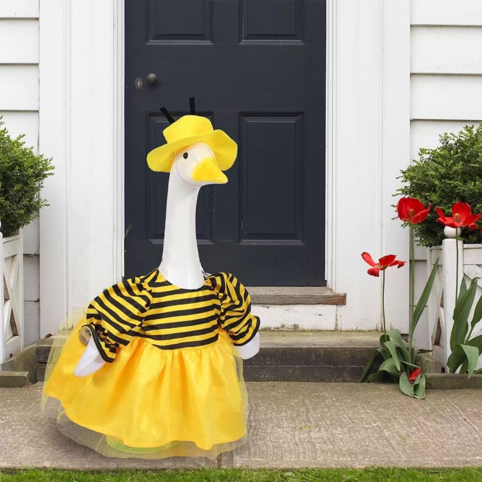 Lamiaraga Porch Goose Costume Set with Bee Design, Hat and Skirt, Yellow