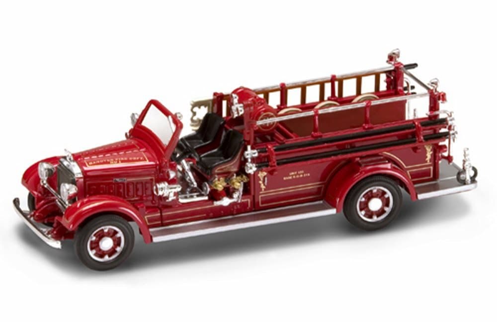 Yat Ming Scale 1:43 - 1935 Mack Type 75BX Fire Engine