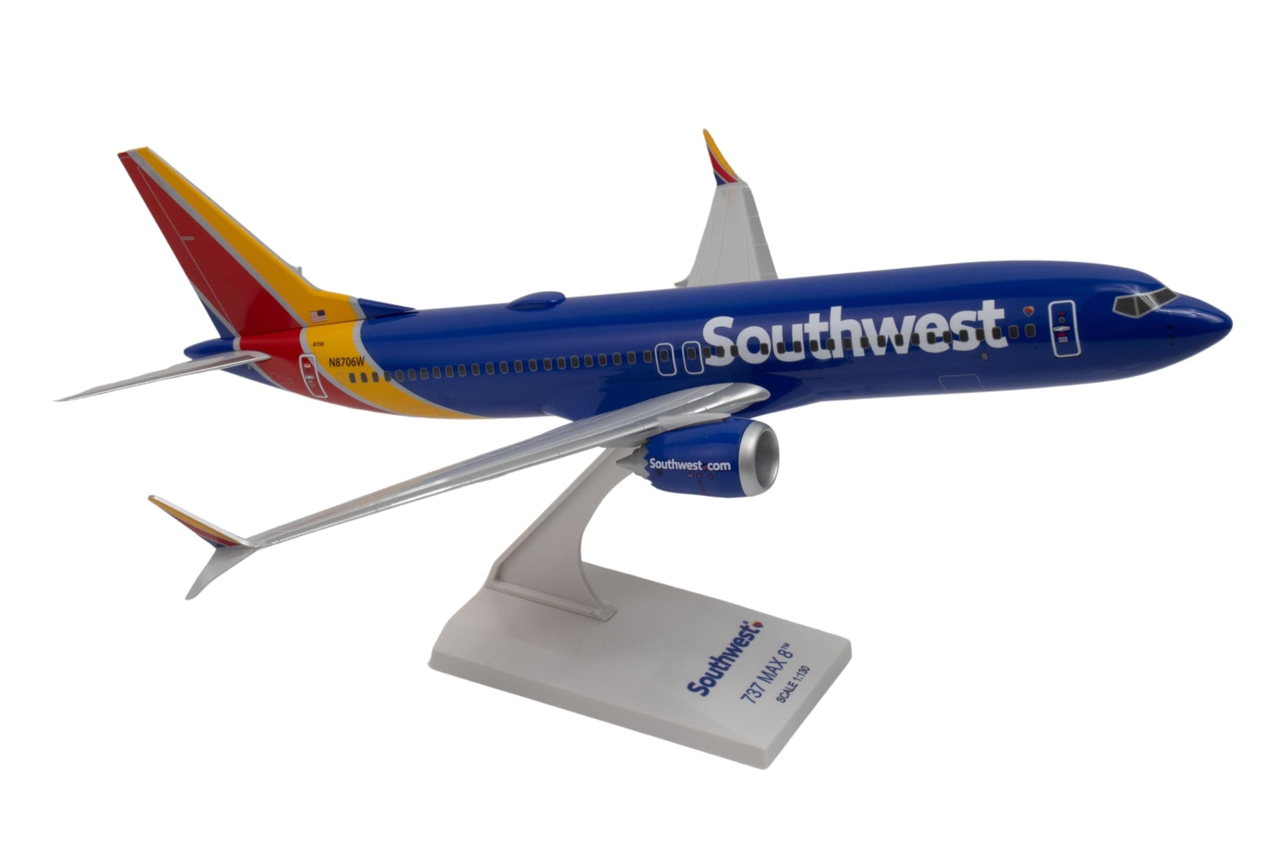 Daron Worldwide Trading Skymarks Southwest 737-MAX8 1/130 W/WiFi Dome Model Airplane