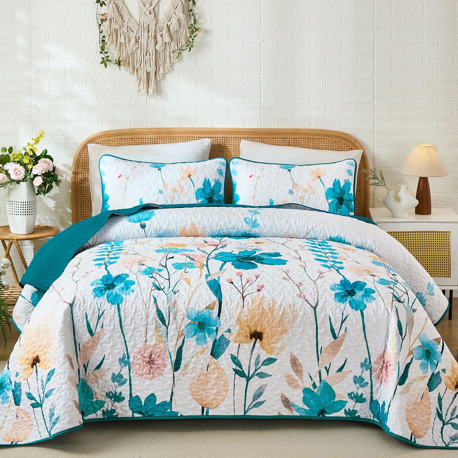 Anibedding Queen Quilt Set, Reversible Aqua Floral Bedspread Soft Microfiber Lightweight Spring Quilt Bedding Sets Flower Coverlet (Queen, 96"x90")