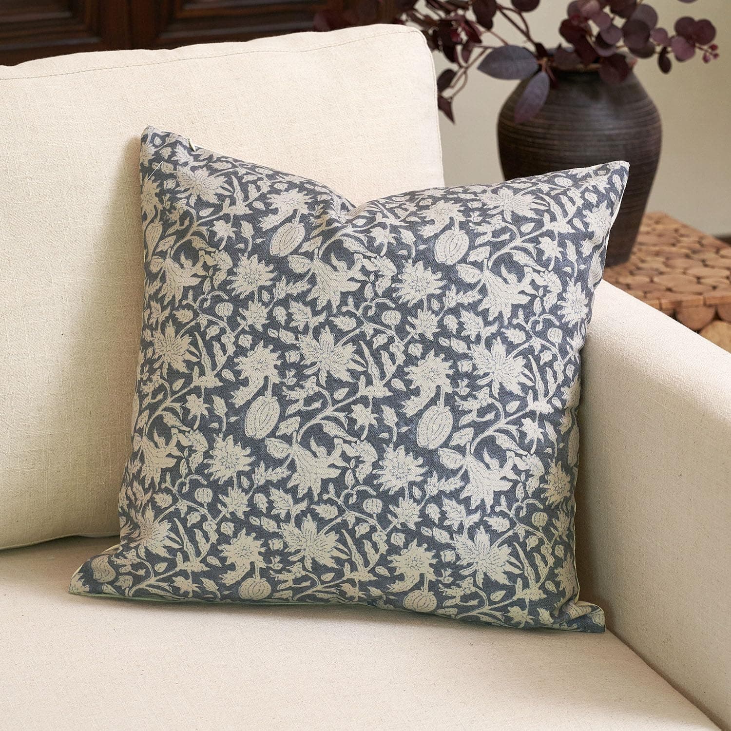 Amor Virisso Throw Pillow Covers 20x20 Floral Pillow Covers Block Print Farmhouse Neutral Pillow Covers Decorative Accent Throw Pillows for Couch Bed Living Room Sofa Pillows 1PC, Dusty Blue