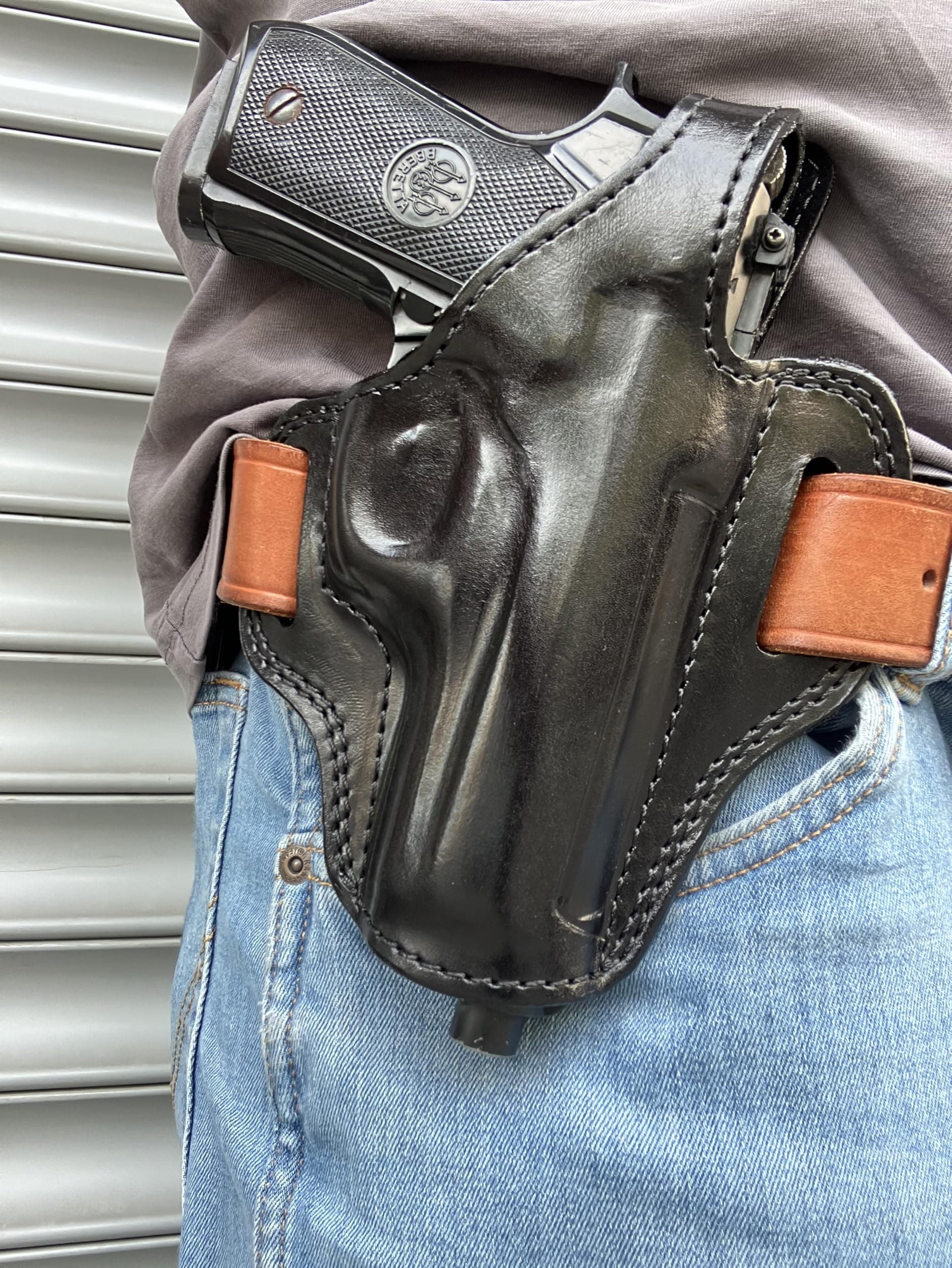 Cal38 Leather Belt OWB Holster for Beretta M9 (R.H) Black